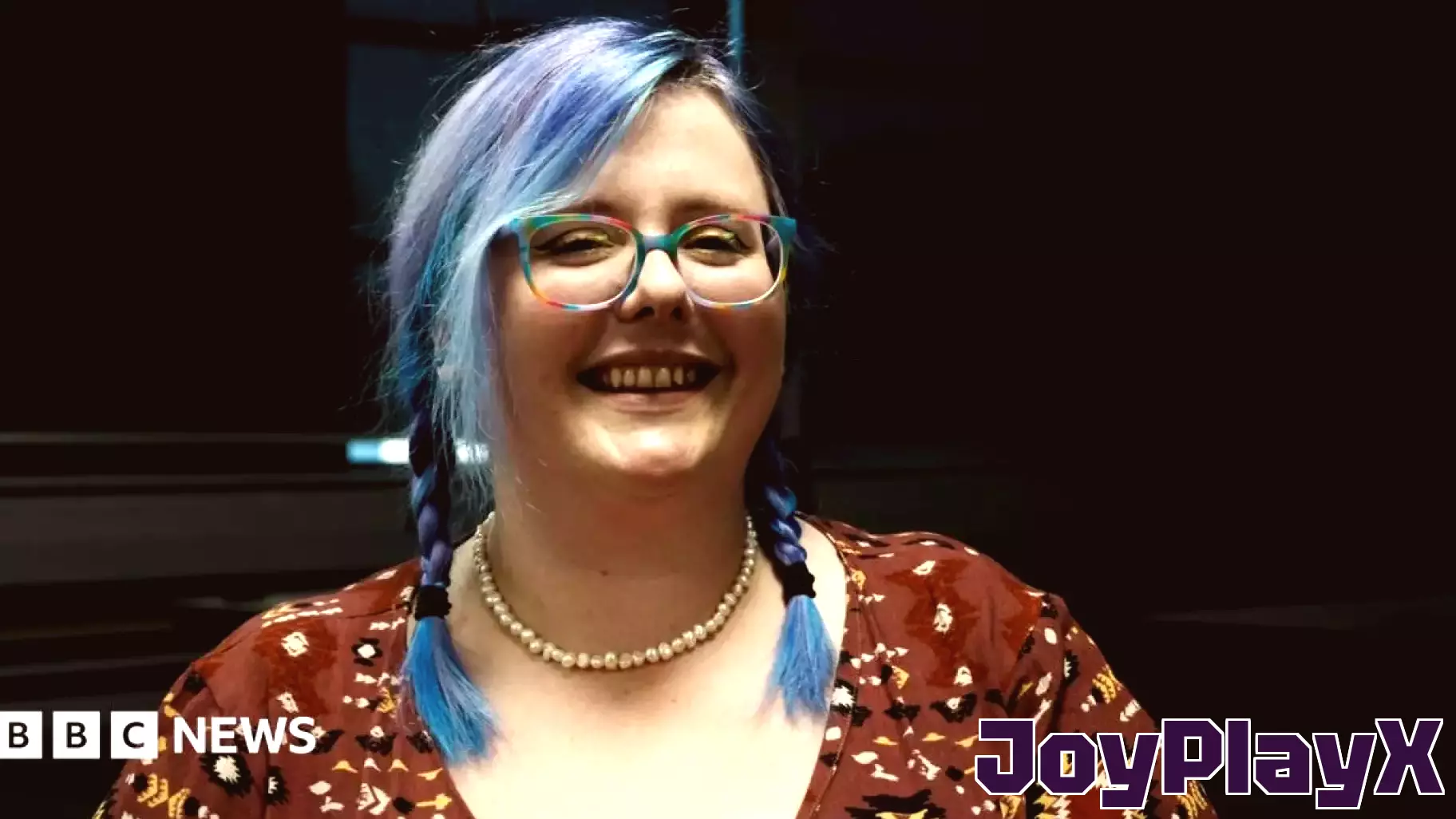 Former Teacher Says Gaming Now Earns Her Double Her Old Salary